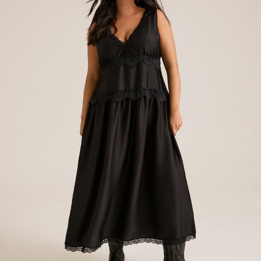 Torrid Festi Lace Trim Maxi Dress